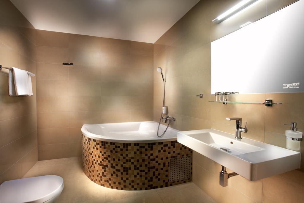 Hotel Kravi Hora Bořetice Extérieur photo