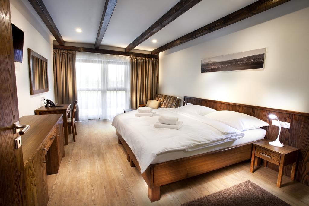 Hotel Kravi Hora Bořetice Extérieur photo